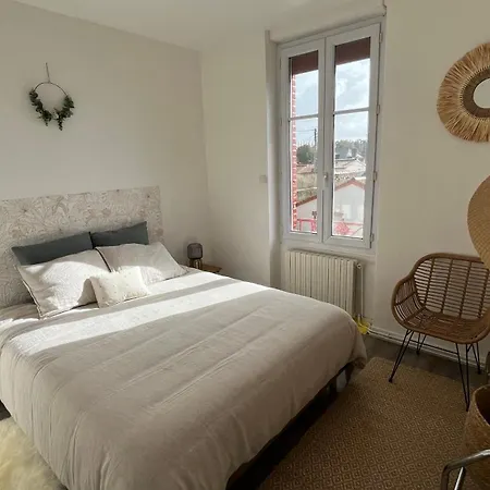 Maison De Famille - De Grand-lieu, Passay