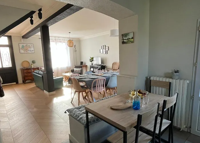 Maison De Famille - De Grand-lieu, Passay بيت للعطل